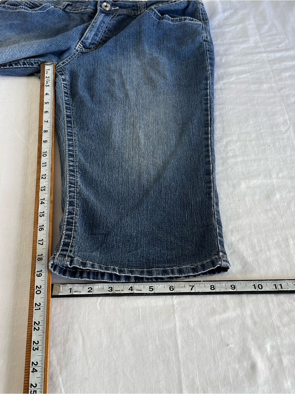 Angels Embellished Denim Capri Jeans Women’s Size 14P Y2K Bling Western Cowgirl - Picture 8 of 11